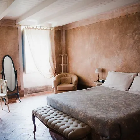 Regina Teodolinda Couette-café 4*