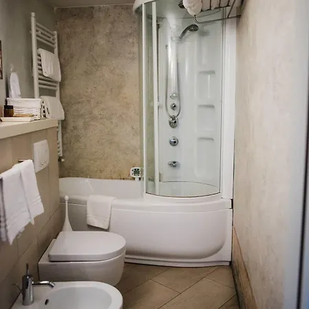 Regina Teodolinda Bed & Breakfast 4*