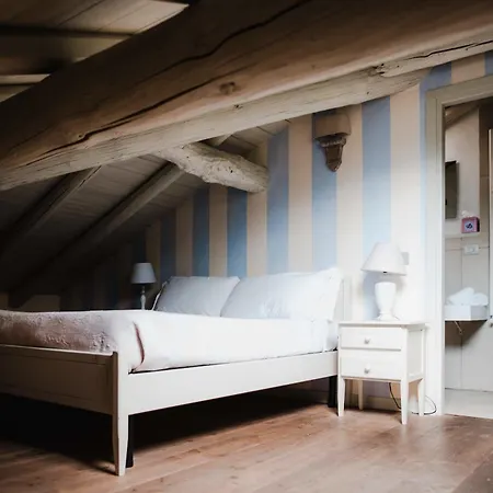 Oda ve Kahvaltı Regina Teodolinda 4*