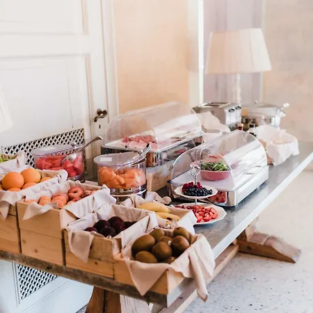 Regina Teodolinda Bed and Breakfast 4*