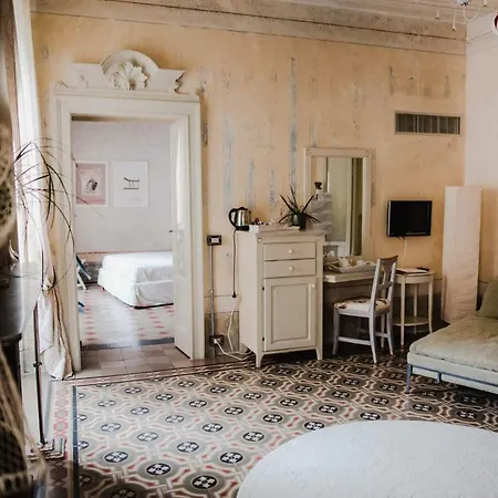 فندق مبيت وإفطار Regina Teodolinda لاليو